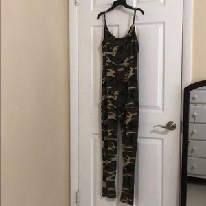 Cacia Romper (Jumpsuit) M